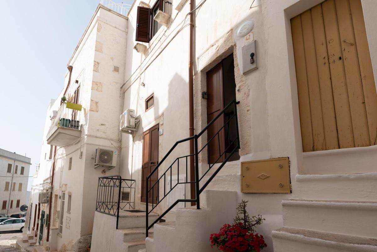 Casa Flanc - Charme Storico Nel Centro Di Ostuni Villa Exterior photo